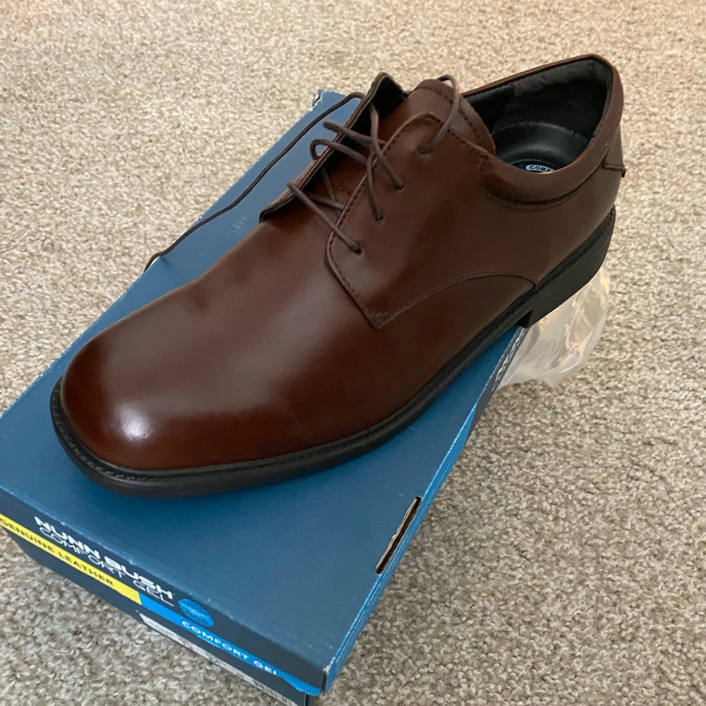 Nunn Bush Leather Dress shoes